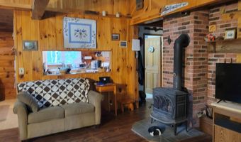 192 Chickwolnepy Rd, Milan, NH 03588