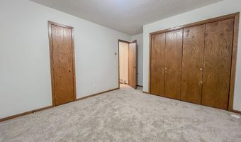 467 Rohr St, Arnolds Park, IA 51331
