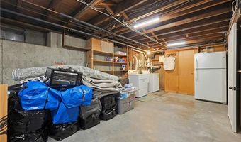 100 Hope St, East Providence, RI 02916
