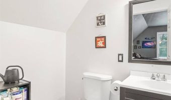 75 Marsh Rd, Belfast, ME 04915