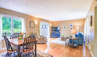 20 B Springbrook Dr, Belfast, ME 04915