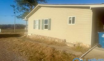 602 Arbor Acres Dr, Albertville, AL 35951