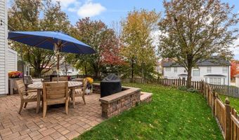 1249 Arbor Bluff Cir, Ballwin, MO 63021