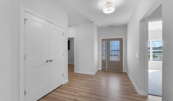 2001 Bogey Ct, Auburn, IN 46706