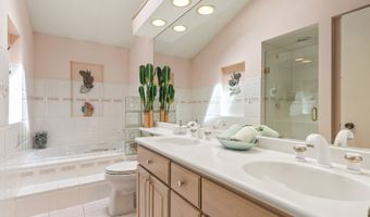 40484 Sunset Dr N, Antioch, IL 60002