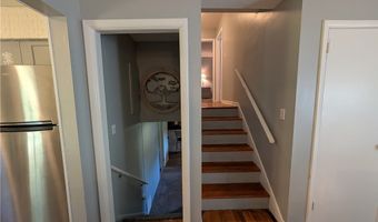 1494 Hilton Dr, Akron, OH 44313