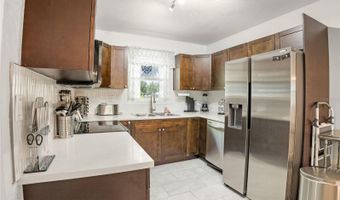 208 E WINTHROP St, Avon Park, FL 33825