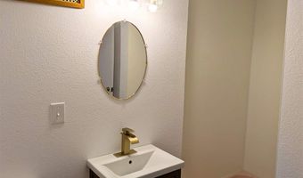 928 BLACK HILLS Ave, Alliance, NE 69301