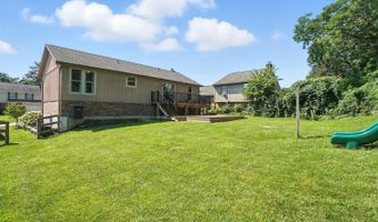 4930 Riverwatch Dr, Delhi, OH 45238