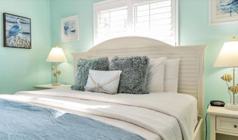 154 CRESCENT Dr, Anna Maria, FL 34216