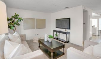 2155 W Banbury Cir, Anaheim, CA 92804