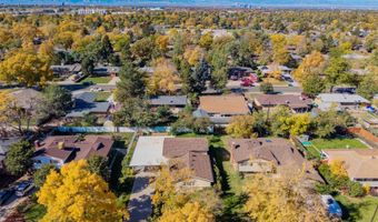 539 Newark St, Aurora, CO 80010