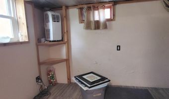 828 N Anthony Ave, Anthony, KS 67003