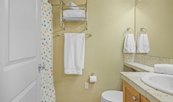 1120 SW 170TH Ave 201, Beaverton, OR 97003
