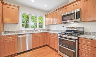 8524 DOTER Dr, Alexandria, VA 22308