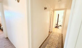 208 Vine St, Carlsbad, NM 88220