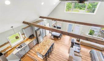 75 Marsh Rd, Belfast, ME 04915