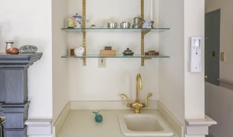 91 Dockside Ln, Belfast, ME 04915