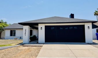 2247 W HIGHLAND St, Chandler, AZ 85224