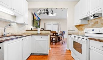 5106 Woodland Ln, Alpharetta, GA 30009