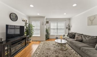 403 Copper Square Dr 403, Bethel, CT 06801