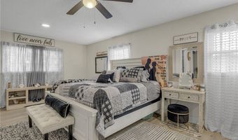 208 Kenneth Dr, Boiling Springs, SC 29316