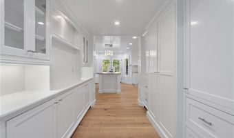 28925 Medea Mesa Rd, Agoura Hills, CA 91301