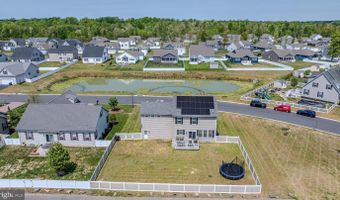 160 PONDS EDGE Dr, Felton, DE 19943