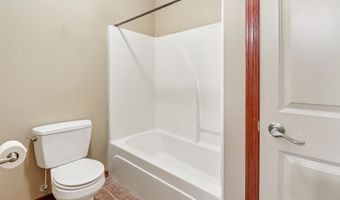 2105 6th Ave SW, Altoona, IA 50009