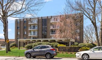 200 Hoffman Ave 505, Cranston, RI 02920