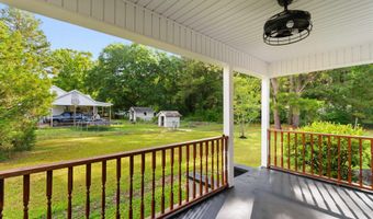 305 S Magnolia Ave, Andrews, SC 29510