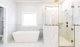5910 SW Dryden Rd, Bentonville, AR 72713