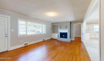 4083 Pitt St, Ayden, NC 28513