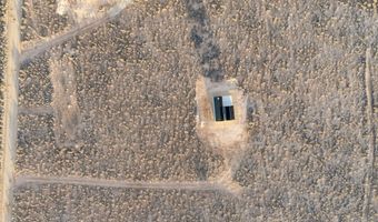 8 Quonset Way, Carson, NM 87517