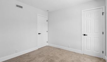 6876 Bear River Row 3, San Diego, CA 92139