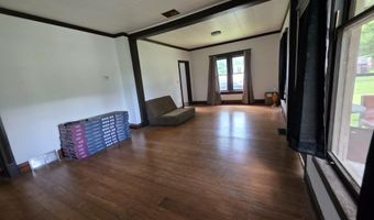 225 S Linden St, Adams, WI 53910
