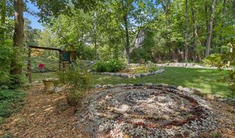 3427 E Dobson Pl, Ann Arbor, MI 48105