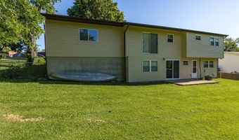 2831 Corral Estates Dr, Arnold, MO 63010