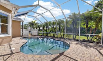 824 ISLEBAY Dr, Apollo Beach, FL 33572