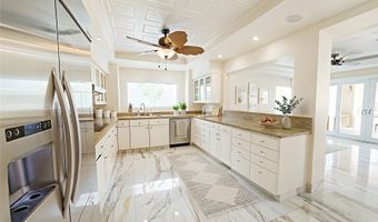 235 Portlock Rd, Honolulu, HI 96825