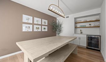 2732 Forest Park Ln, Carlsbad, CA 92008