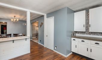 235 Riverside Dr, Alma, MI 48801