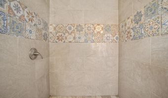 2474 E WESTCHESTER Dr, Chandler, AZ 85249