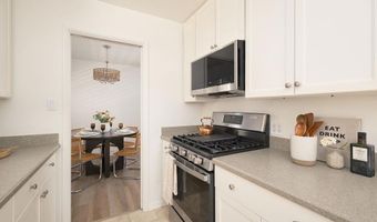 1713 Stewart St, Oceanside, CA 92054