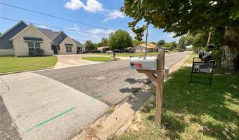 837 Putman St, Sulphur Springs, TX 75482