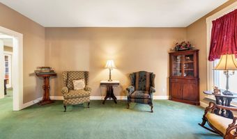 208 S Main St, Abbeville, SC 29620