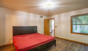 8507 Pineview Lake Dr, Argentine, MI 48451