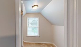 1002 Whirlaway Cir, Anderson, SC 29621