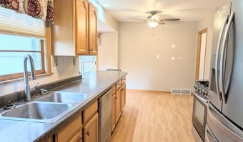 202 North Ln, Albert Lea, MN 56007