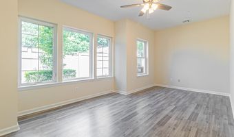 5 Robert Court St, Amityville, NY 11701